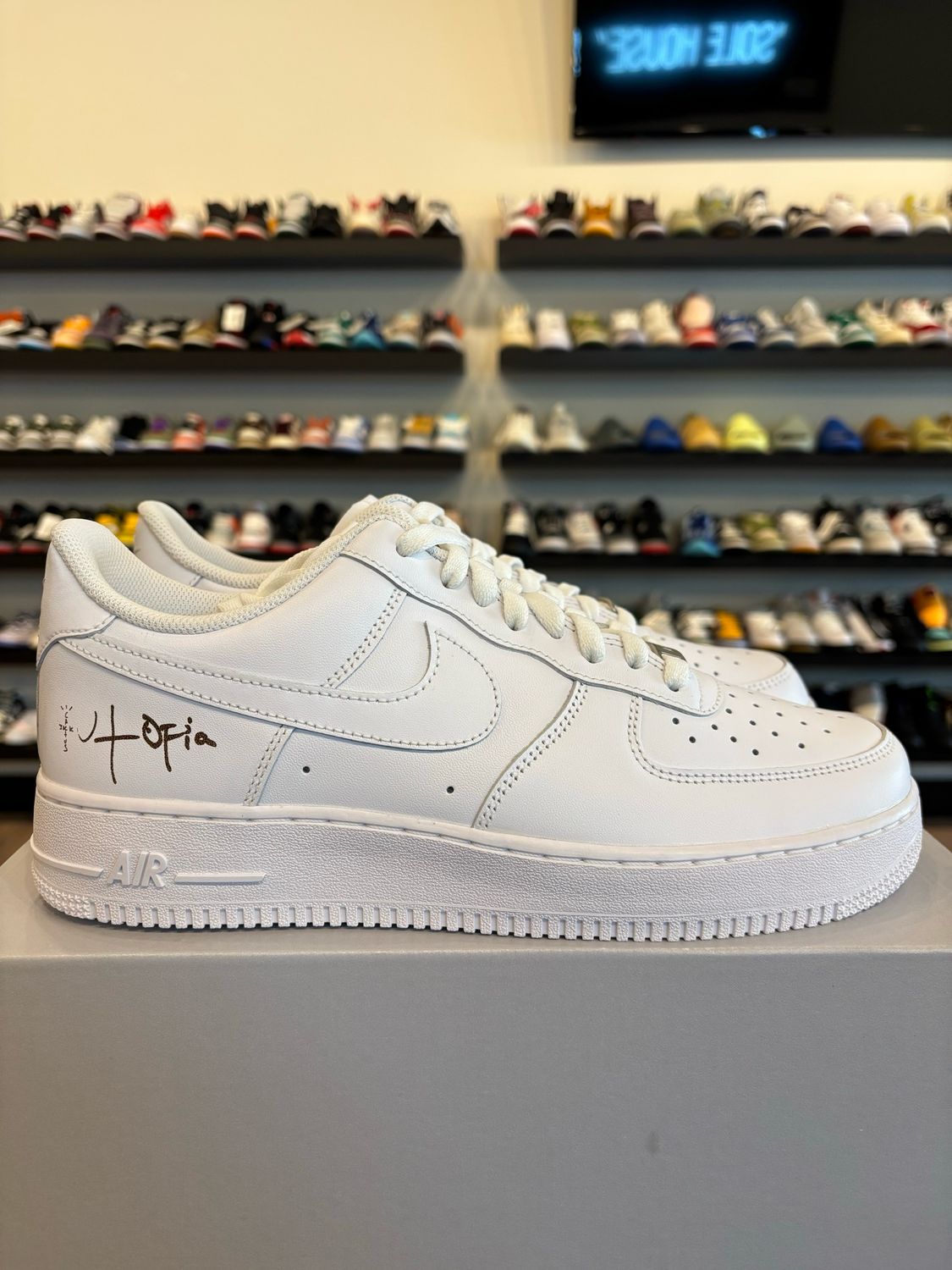 Nike Air Force 1 Utopia Size 10.5 Brand New