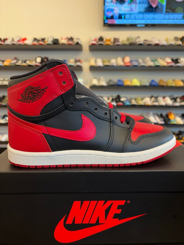 Jordan 1 &#39;85 Bred Banned 2025 Size 8 Brand New