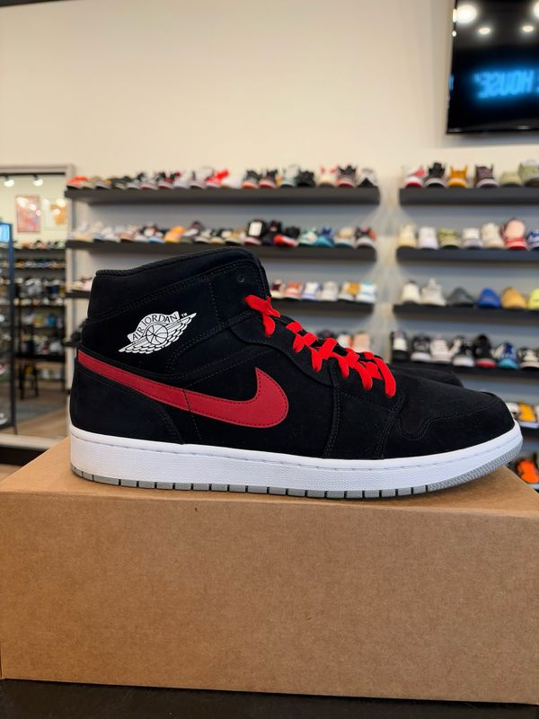 Jordan 1 Mid Black Red Blue Size 13 Pre-Owned (No Box)