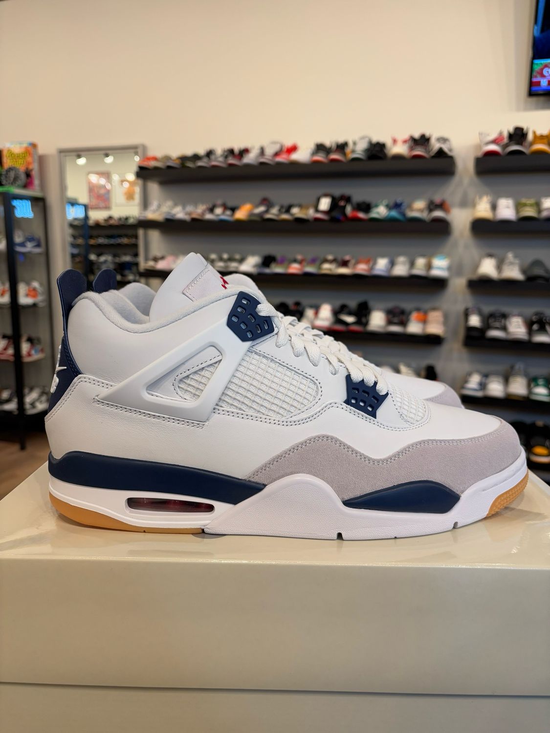 Jordan 4 SB Navy Size 12.5 Brand New