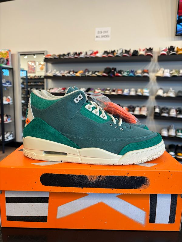 Jordan 3 Nina Chanel Size 9.5 (11W) Brand New