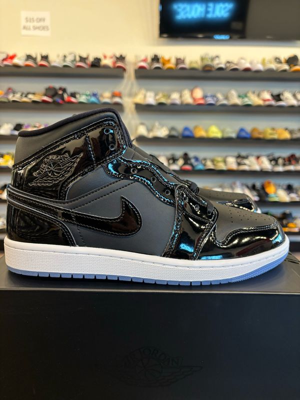 Jordan 1 Mid Space Jam Size 8.5 Brand New