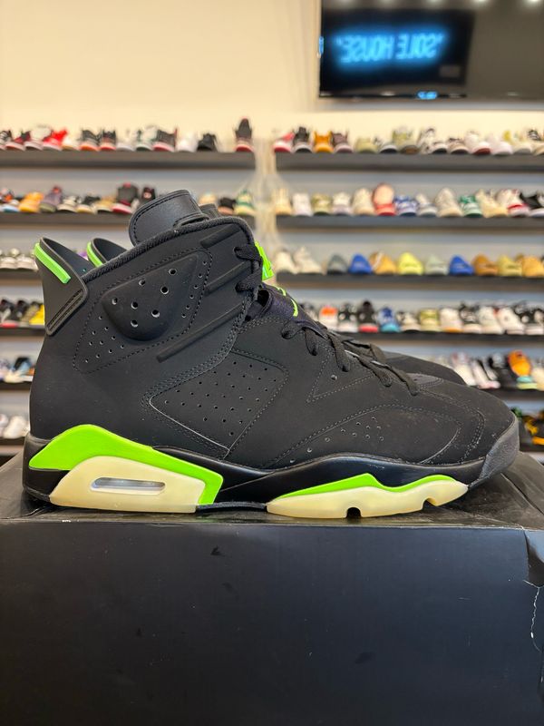 Jordan 6 Electric Green Size 13 Pre-Owned