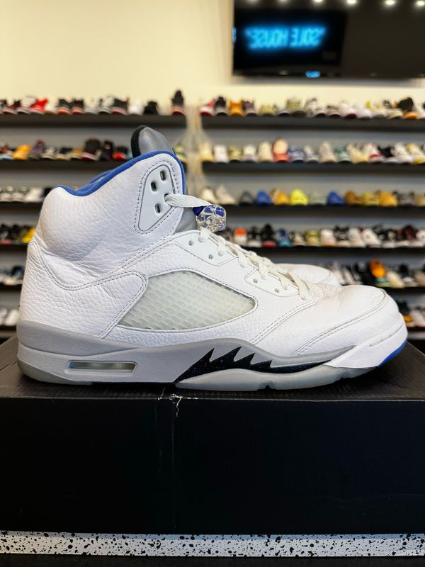 Jordan 5 Stealth Size 13 Pre-Owned