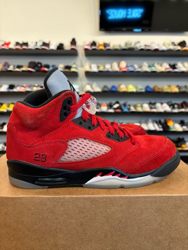 Jordan 5 Raging Bull Size 6Y (7.5W) Pre-Owned (No Box)