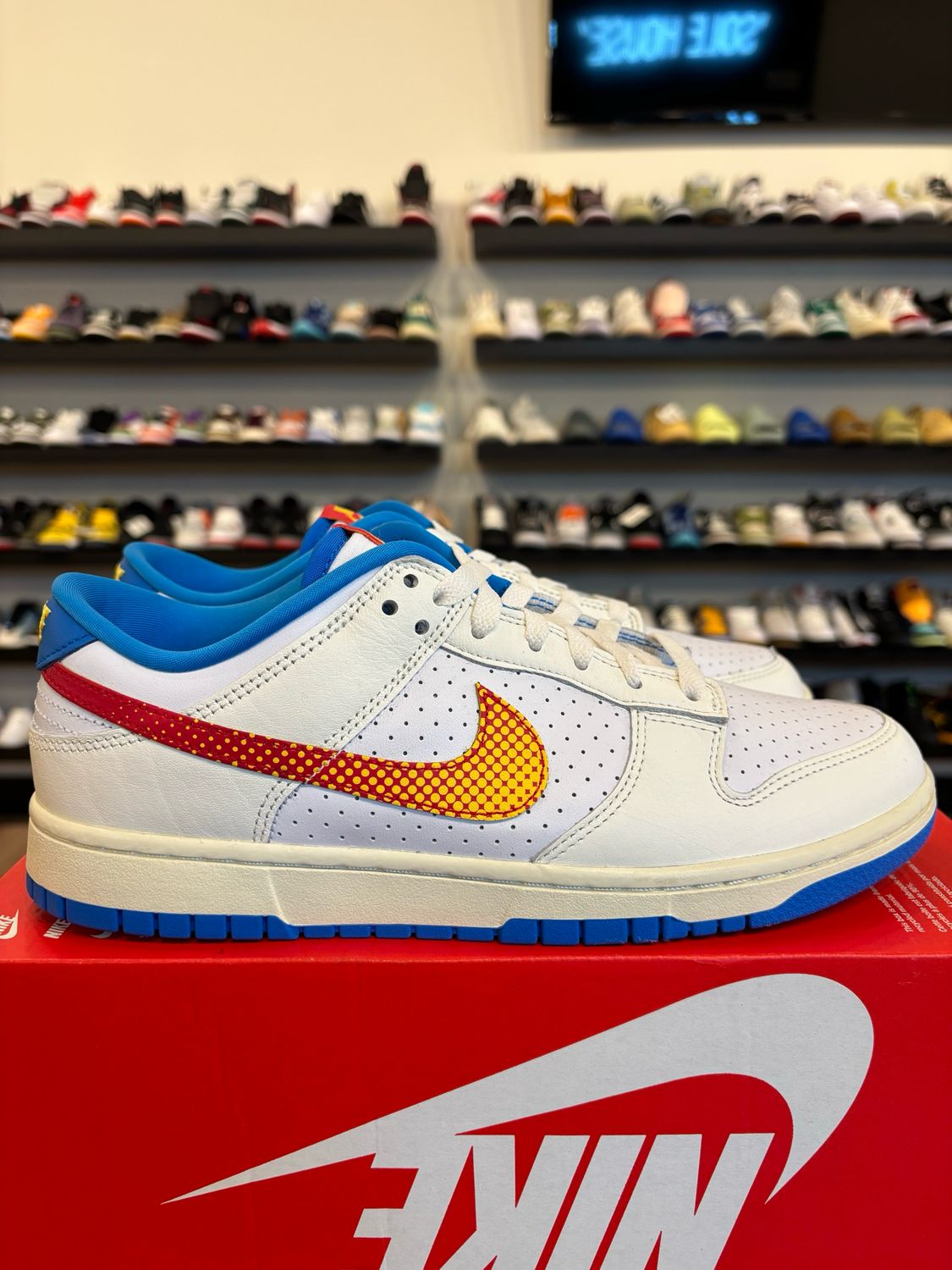 Nike Dunk Low Pop Art Sail Size 9 Brand New