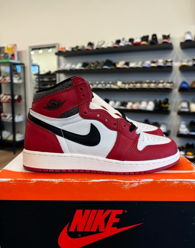 Jordan 1 Lost and Found Size 6Y (7.5W) Brand New