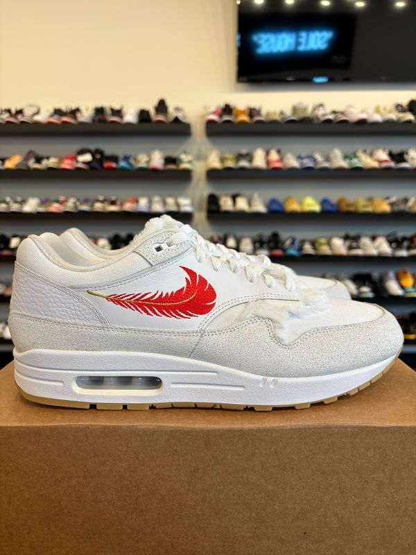 Nike Air Max 1 The Bay Size 11 Pre-Owned (No Box)