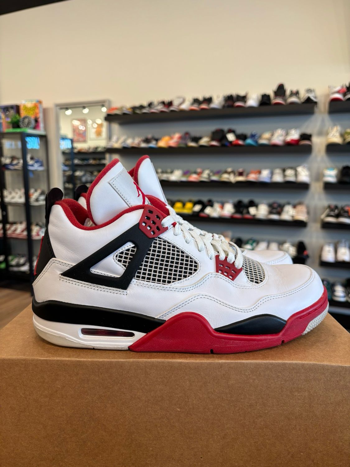 Jordan 4 Fire Red 2012 Size 10 Pre-Owned (No Box)