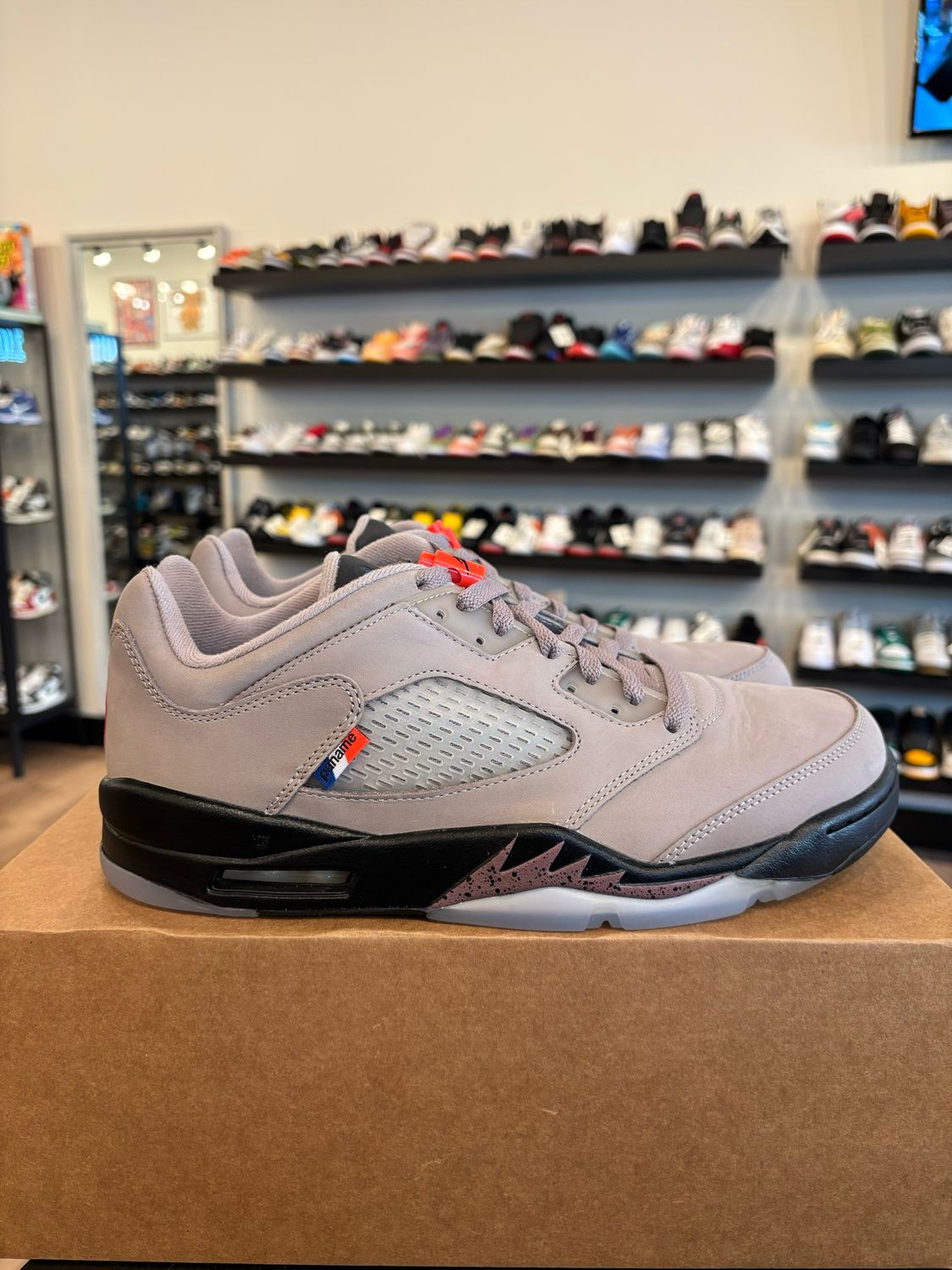 Jordan 5 Low PSG Size 10 Pre-Owned (No Box)