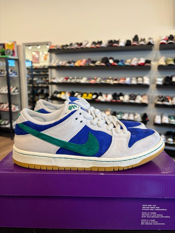 Nike SB Dunk Low Malachite Size 10 Pre-Owned