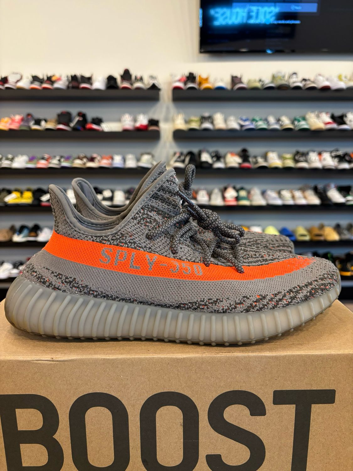 Yeezy 350 V2 Beluga Reflective Size 11.5 Pre-Owned