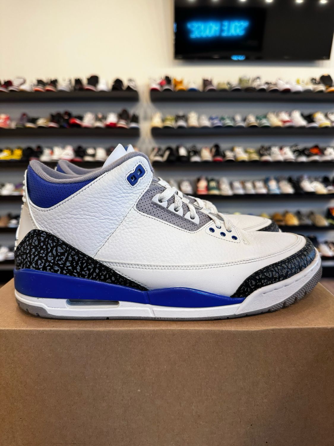 Jordan 3 Racer Blue Size 11.5 Pre-Owned (No Box)