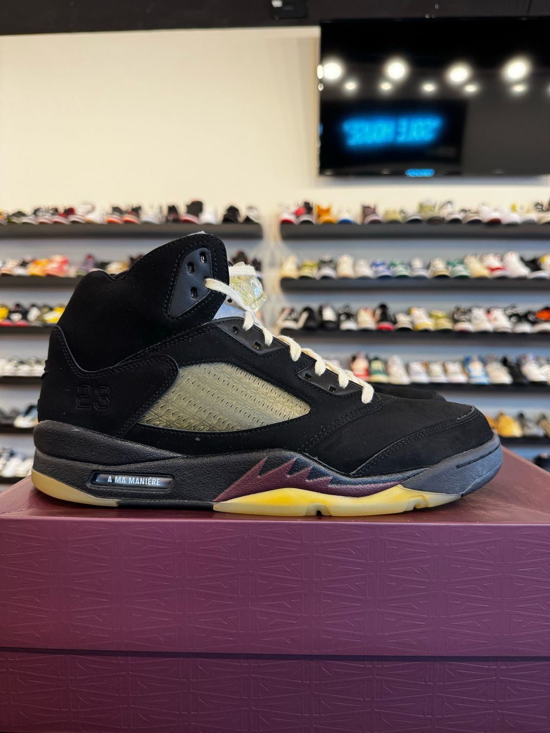 Jordan 5 A Ma Maniere Dusk Black Size 12 Pre-Owned