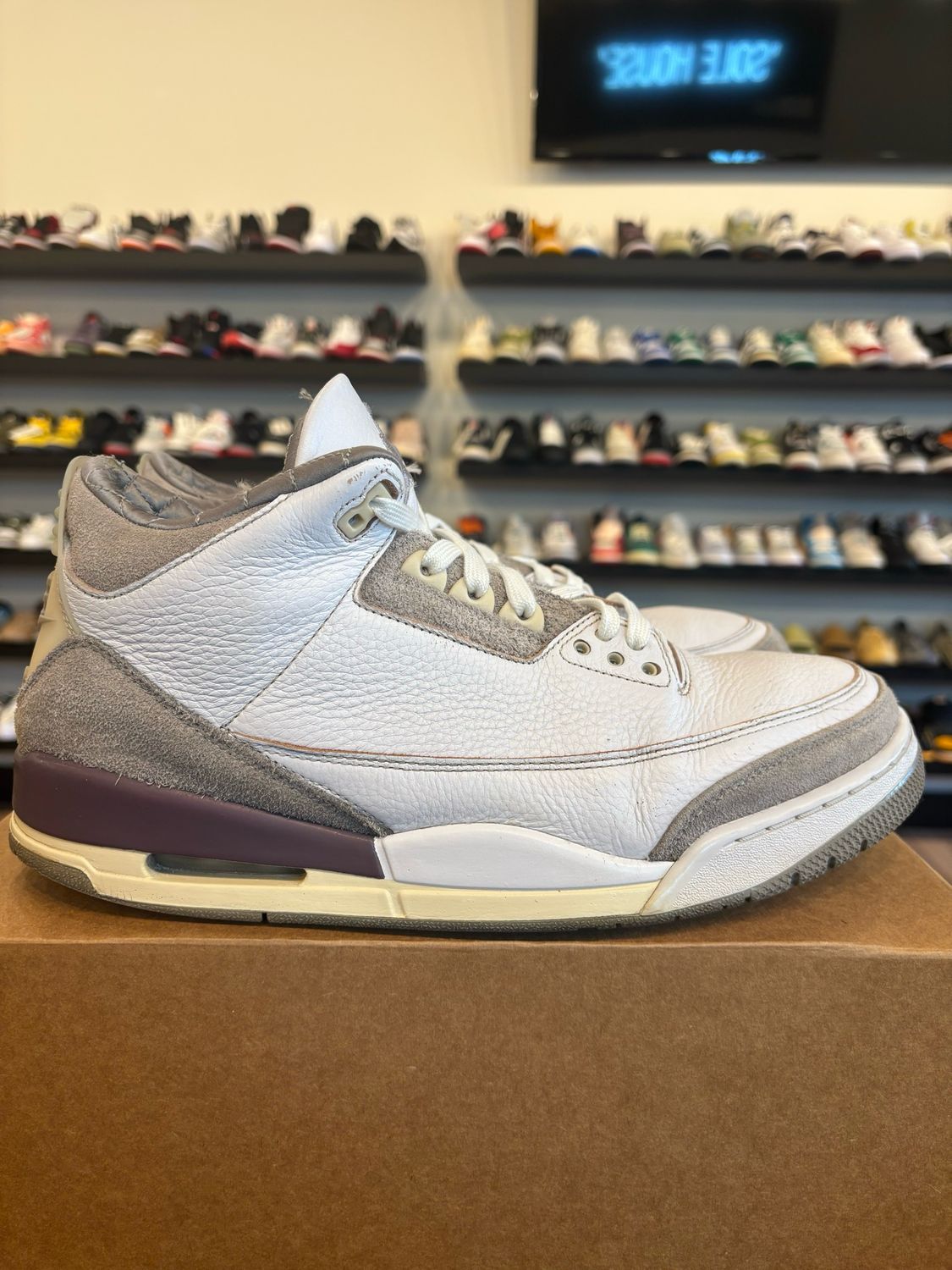 Jordan 3 A Ma Maniere White Size 12.5 (14W) Pre-Owned (No Box)