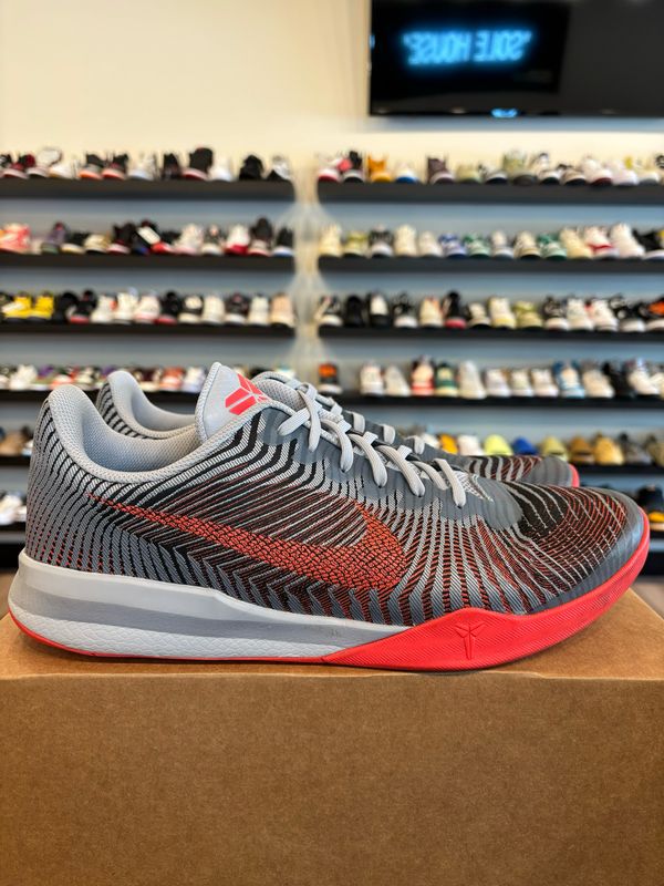 Nike KB Mentality Wolf Grey Red Size 14 Pre-Owned (No Box)