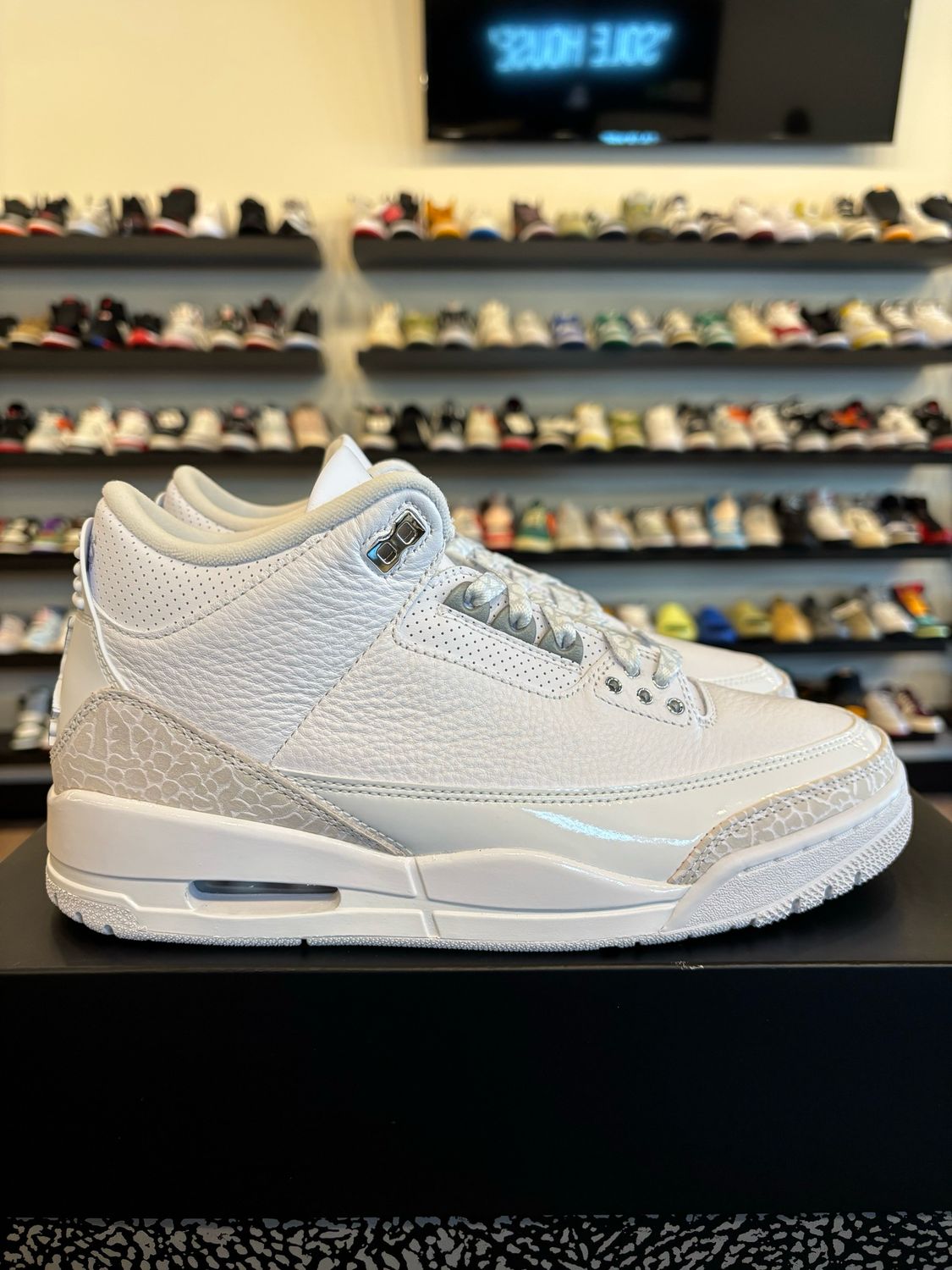 Jordan 3 Pure Money 2025 Size 8 Brand New