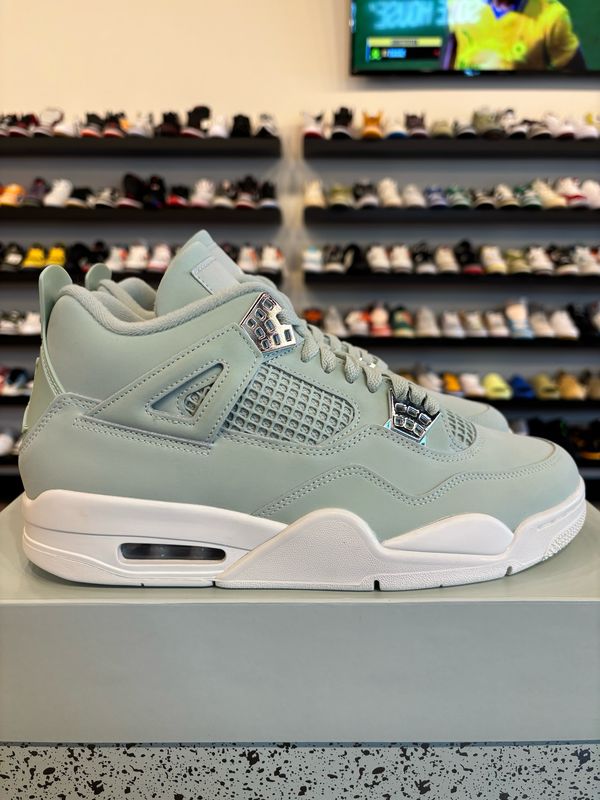 Jordan 4 Seafoam Size 10.5 (12W) Brand New