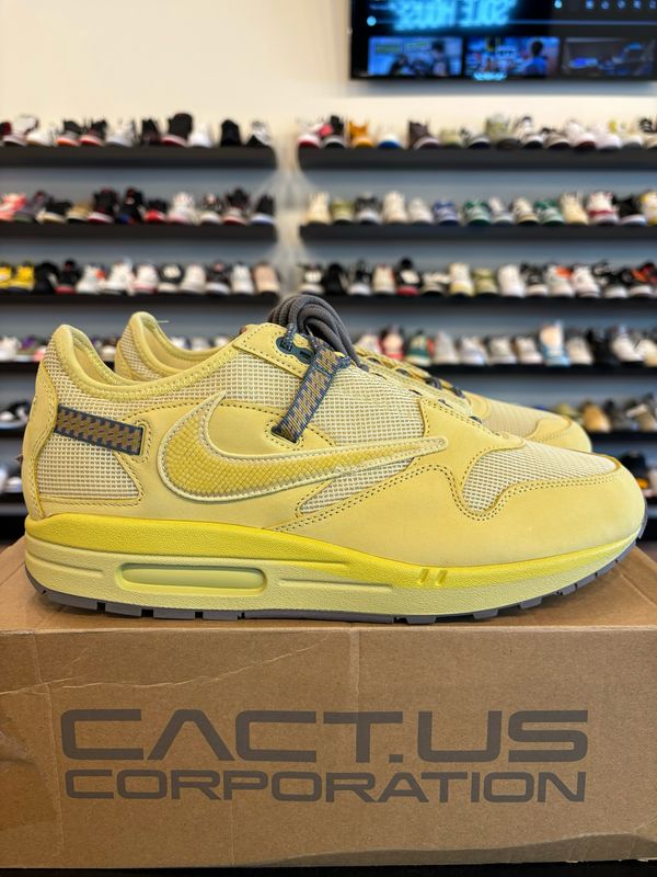 Nike Air Max 1 Travis Scott Saturn Size 12.5 Brand New