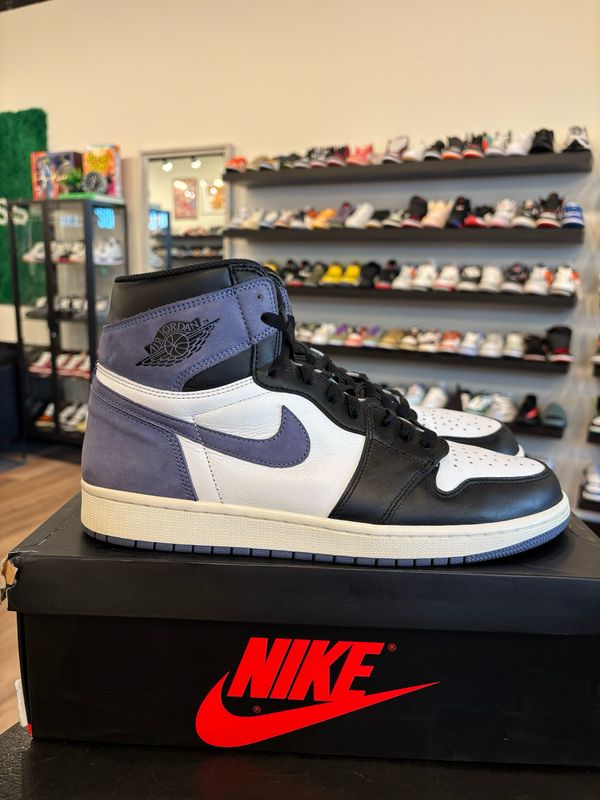 Jordan 1 Blue Moon Size 12 Pre-Owned