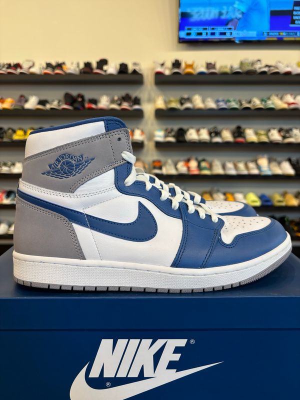 Jordan 1 True Blue Size 11 Pre-Owned