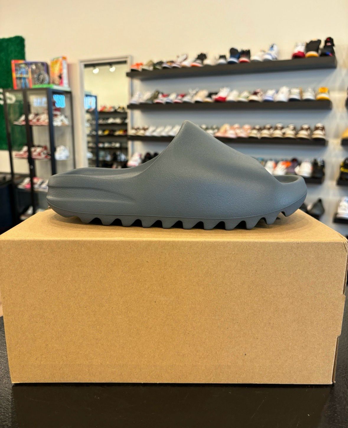 Yeezy Slide Slate Marine Size 9 Brand New