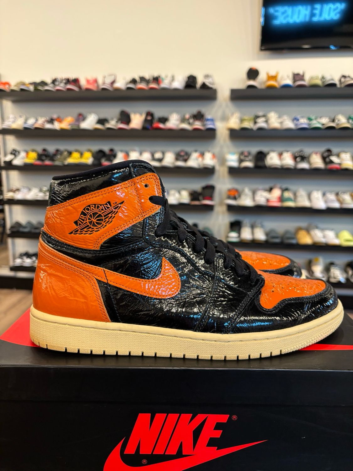 Jordan 1 Shattered Backboard 3.0 Size 11 Pre-Owned