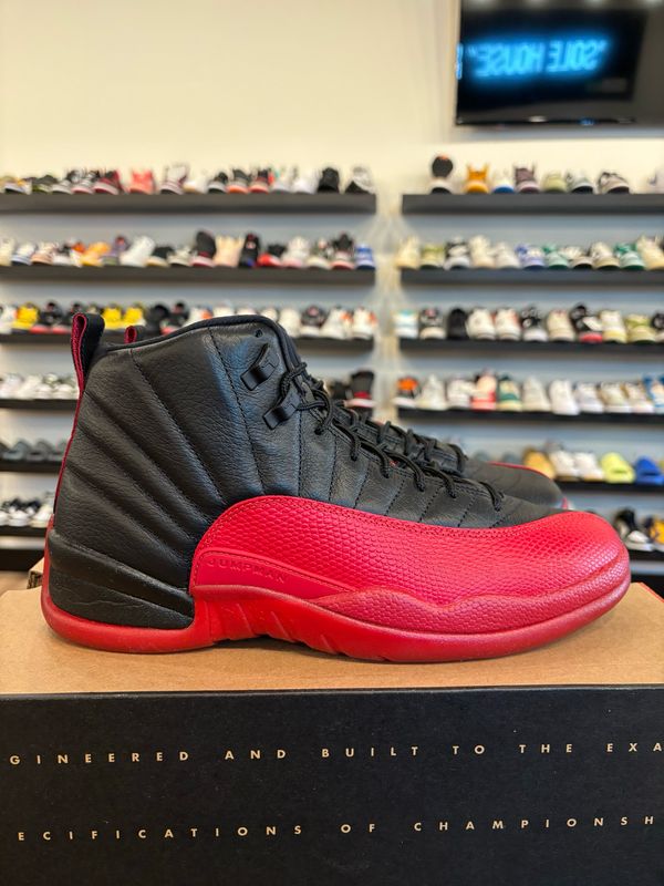 Jordan 12 Flu Game 2025 Size 11 Pre-Owned