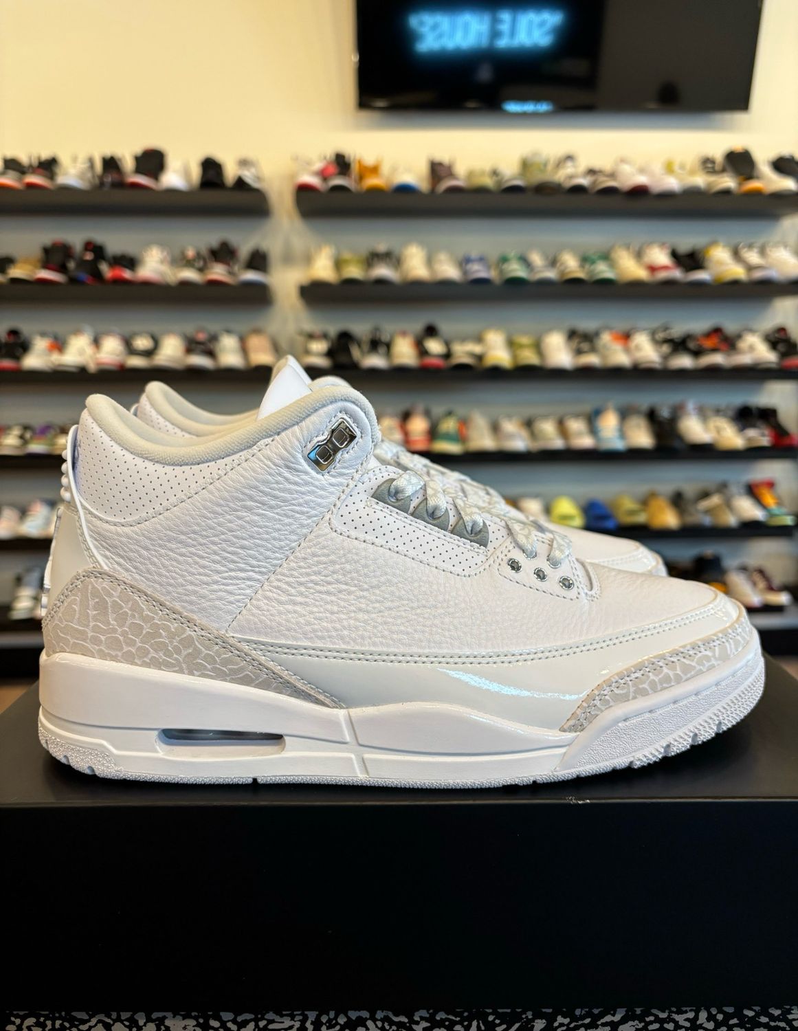 Jordan 3 Pure Money 2025 Size 6.5Y (8W) Brand New