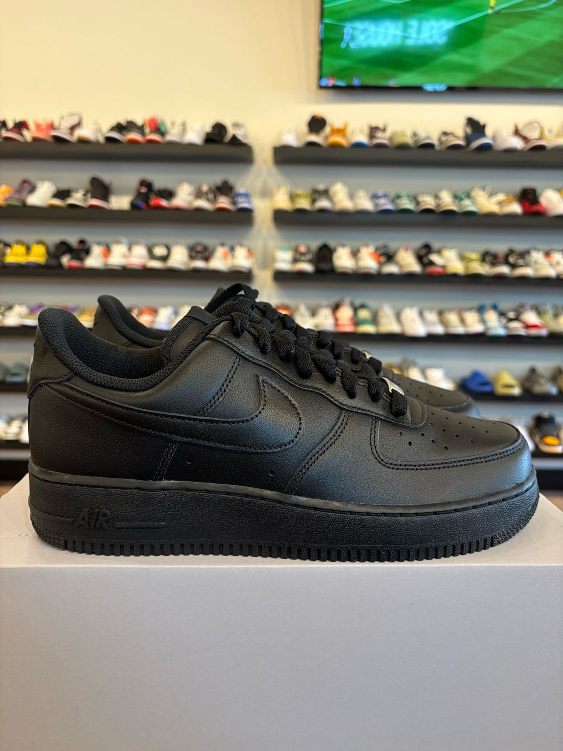 Nike Air Force 1 Low Triple Black Size 9 Brand New