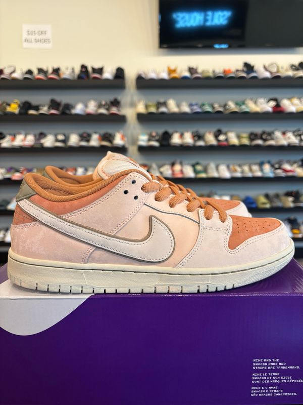 Nike SB Dunk Low Trocadero Gardens Size 10.5 Pre-Owned