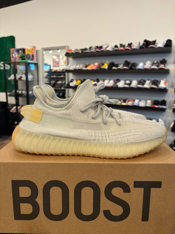 Yeezy 350 V2 Light (Color Changing) Size 12 Brand New