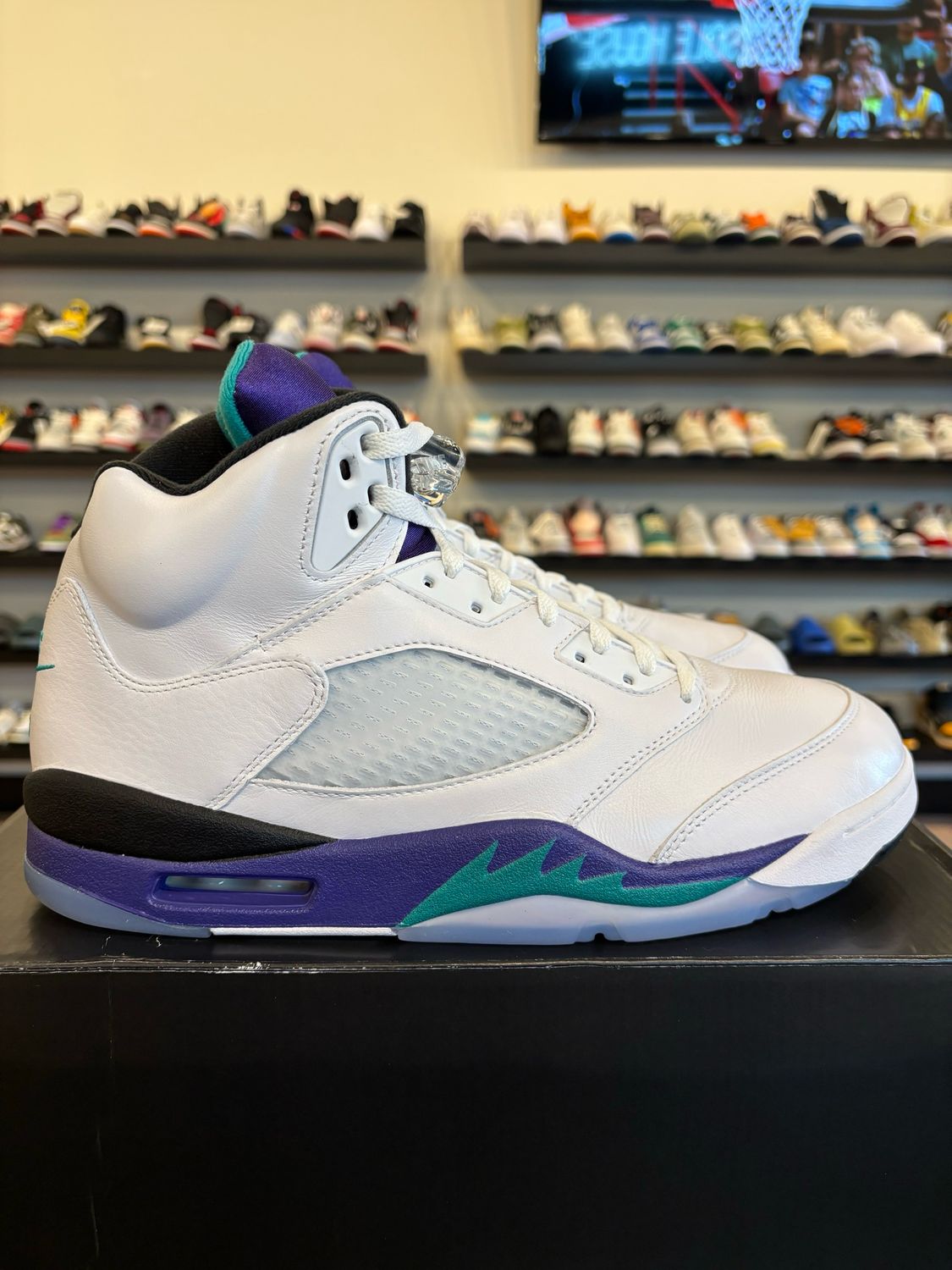 Jordan 5 Grape 2025 Size 12 Pre-Owned