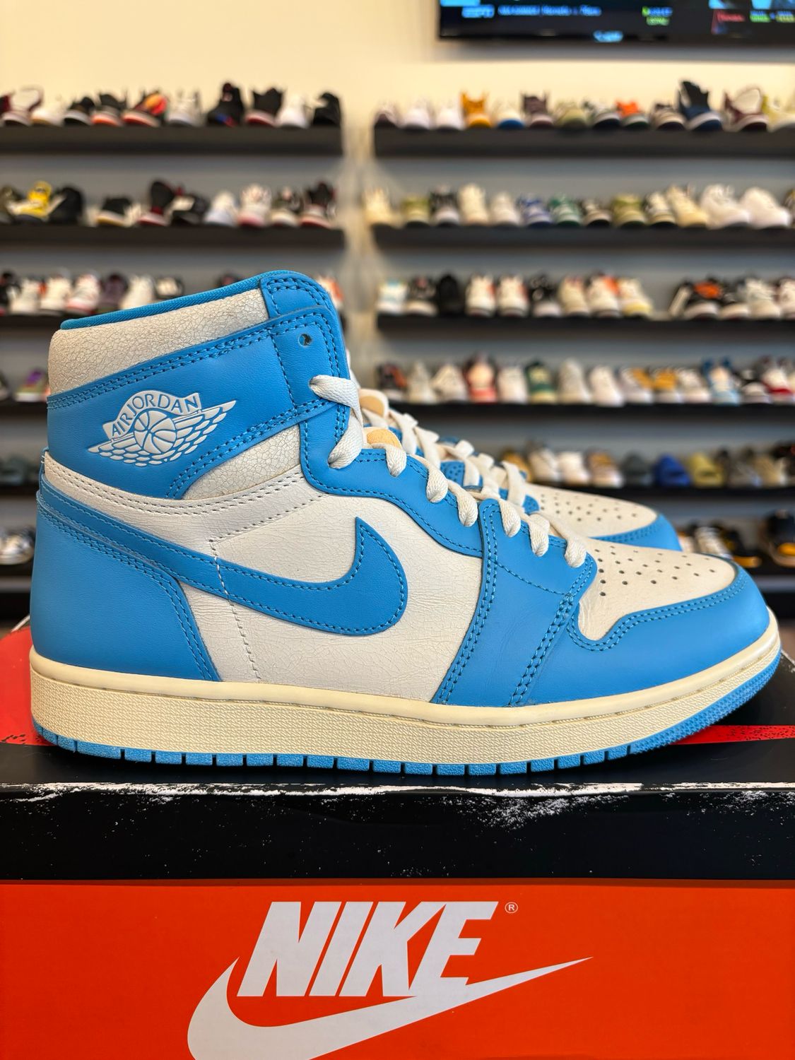 Jordan 1 Reimagined UNC Size 9 Pre-Owned