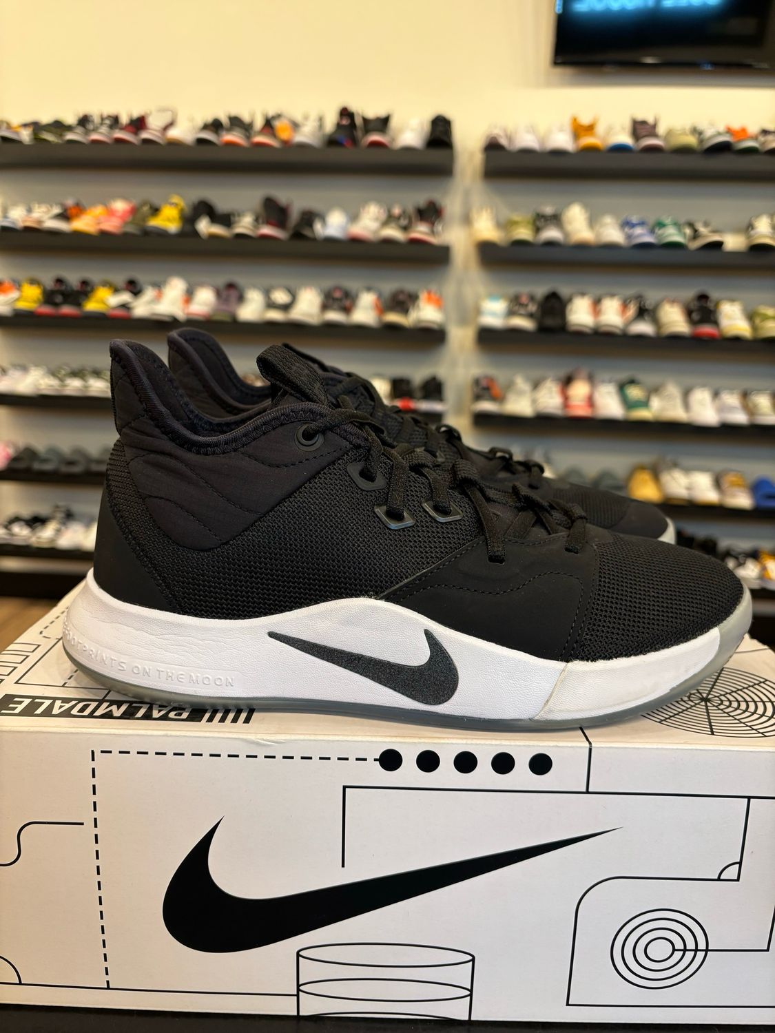 Nike PG 3 Black White Size 7.5 (9W) Pre-Owned