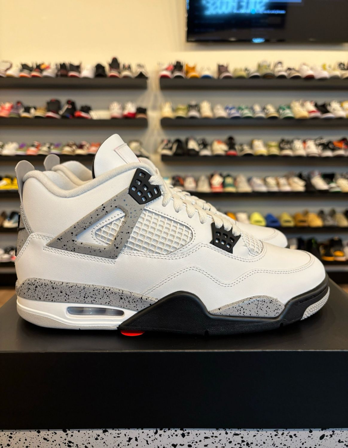 Jordan 4 White Cement 2025 Size 10.5 Brand New