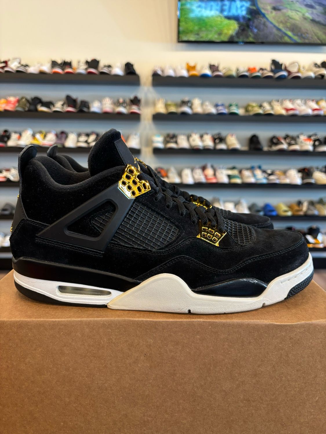 Jordan 4 Royalty Size 12 Pre-Owned (No Box)