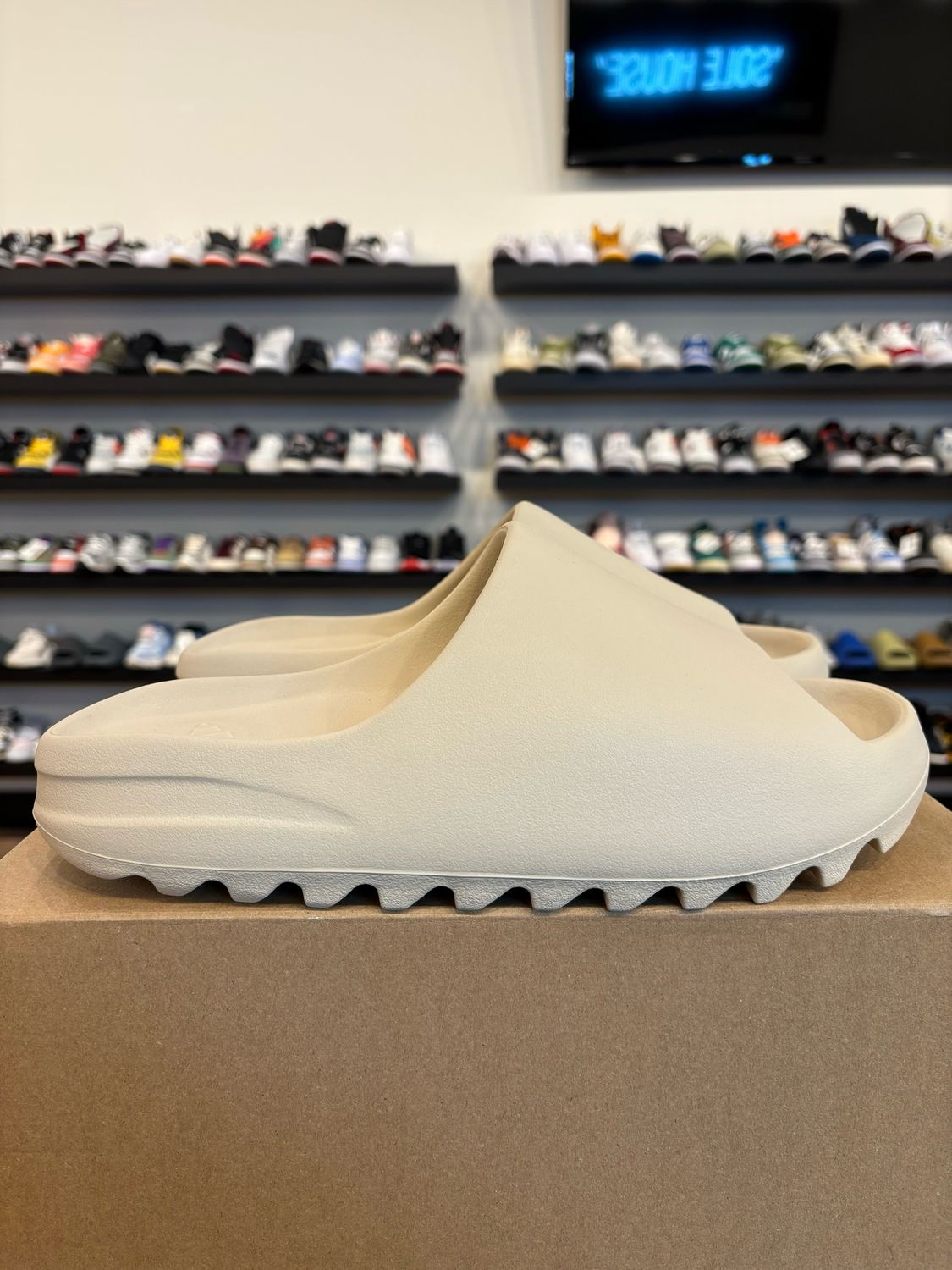 Yeezy Slide Bone Size 11 Brand New