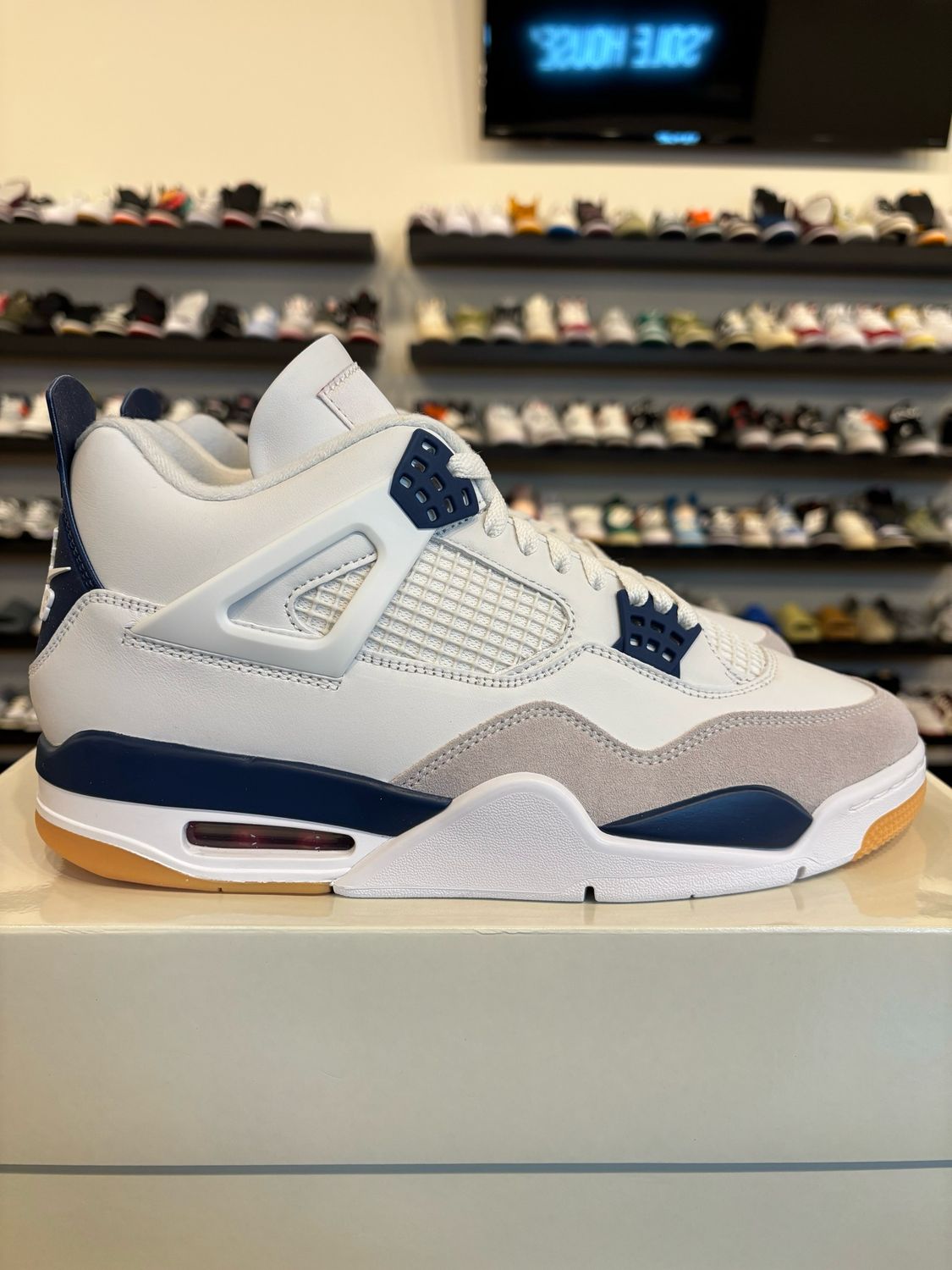 Jordan 4 SB Navy Size 10 Brand New