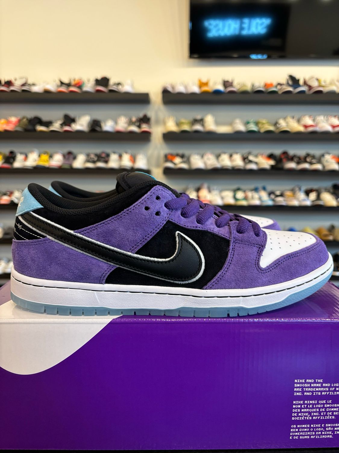 Nike SB Dunk Low Hayley Wilson Size 11 Brand New