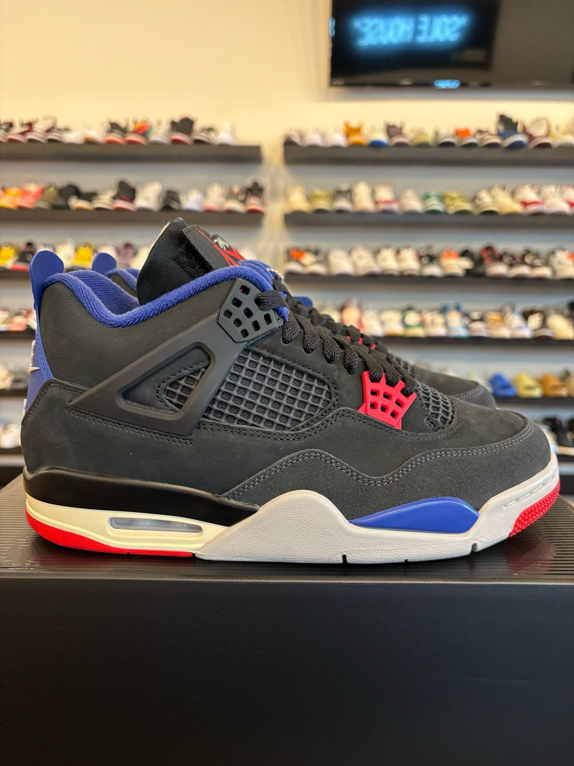 Jordan 4 Rare Air Size 8.5 Brand New