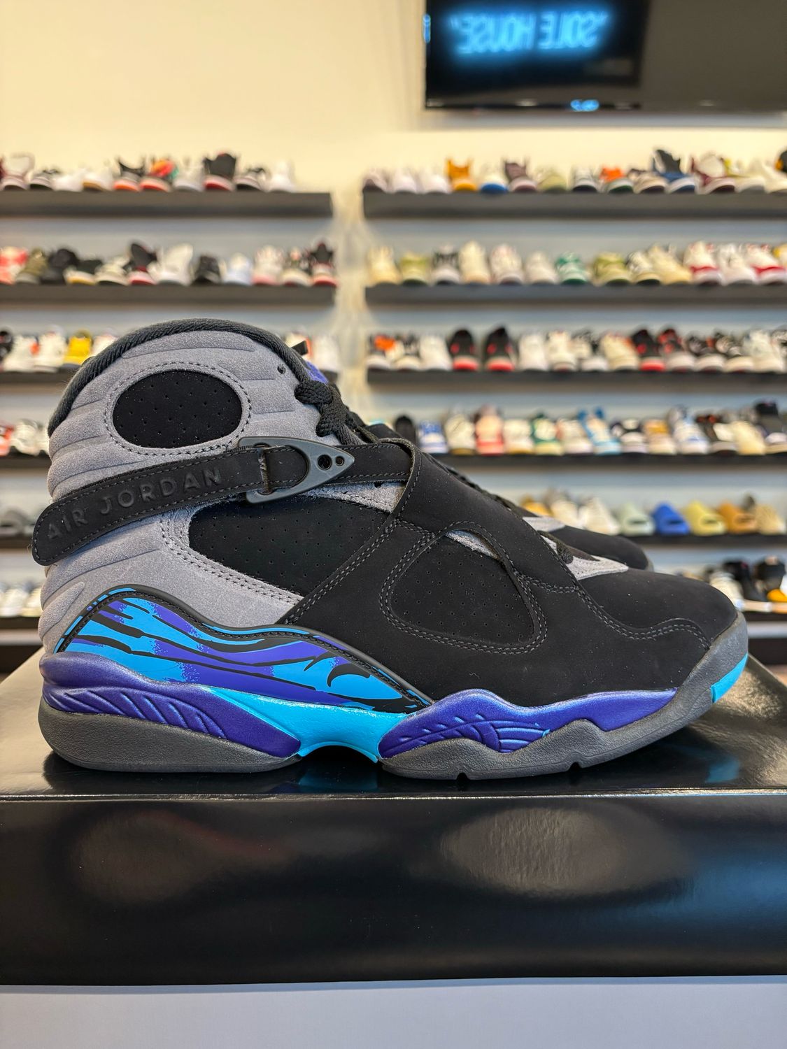 Jordan 8 Aqua 2025 Size 8 Brand New