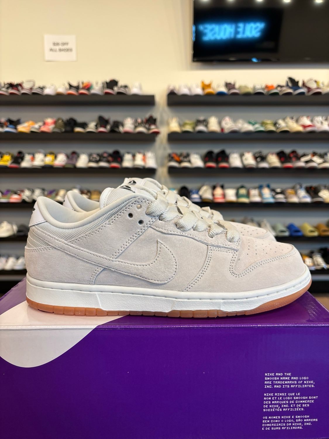 Nike SB Dunk Low Pale Ivory Size 10 Brand New