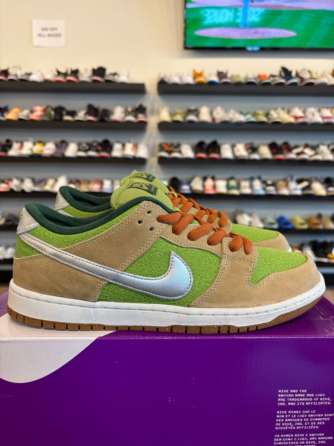 Nike SB Dunk Low Escargot Size 10.5 Brand New