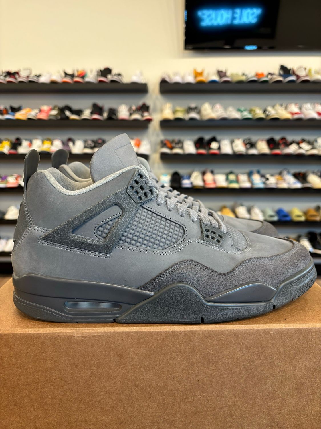 Jordan 4 Wet Cement Size 11 Pre-Owned (No Box)