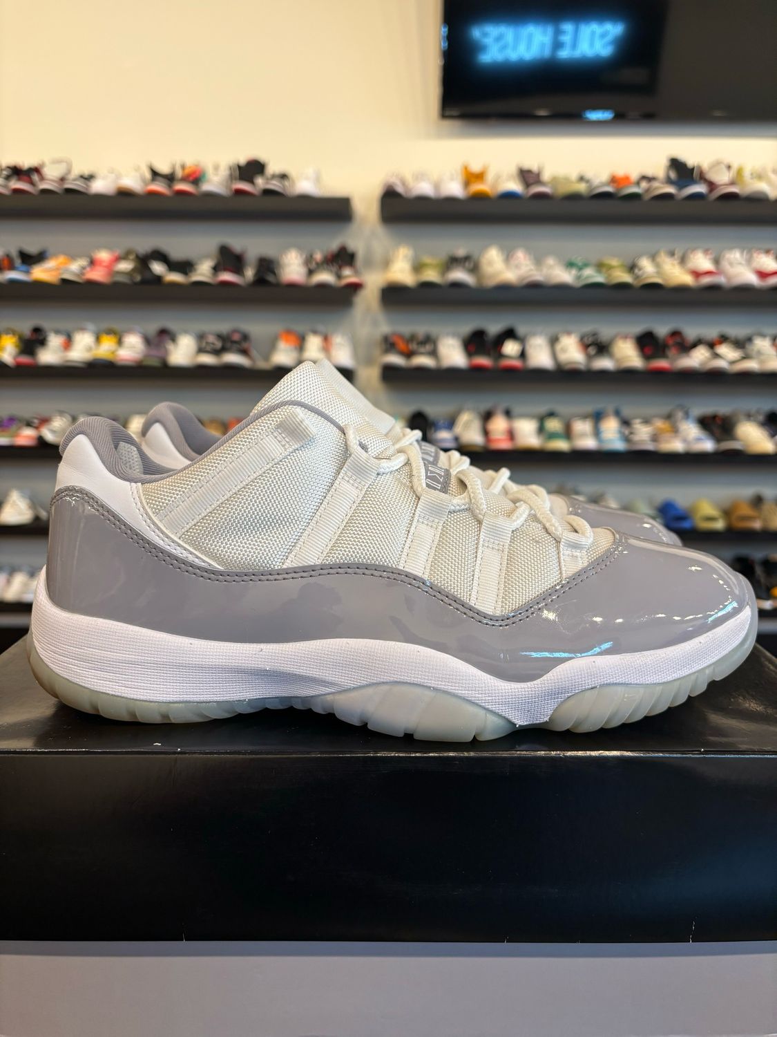 Jordan 11 Low Cement Grey Size 10.5 Pre-Owned