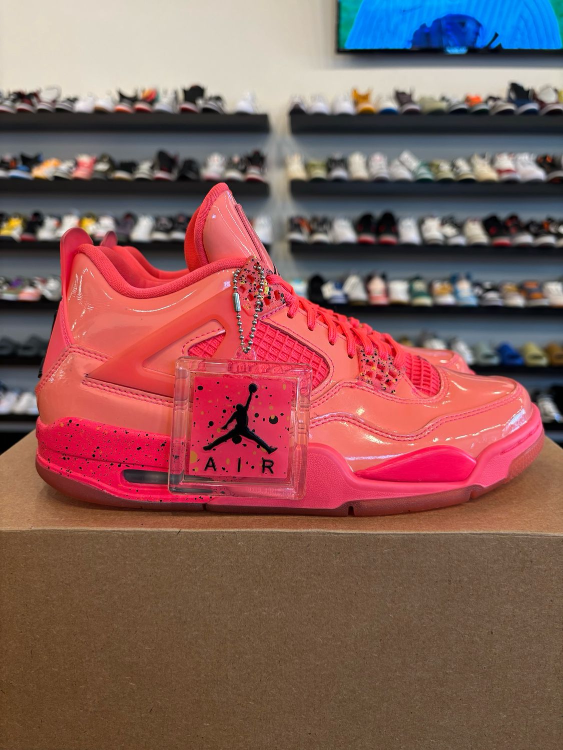 Jordan 4 Hot Punch Size 8 (9.5W) Pre-Owned (No Box)