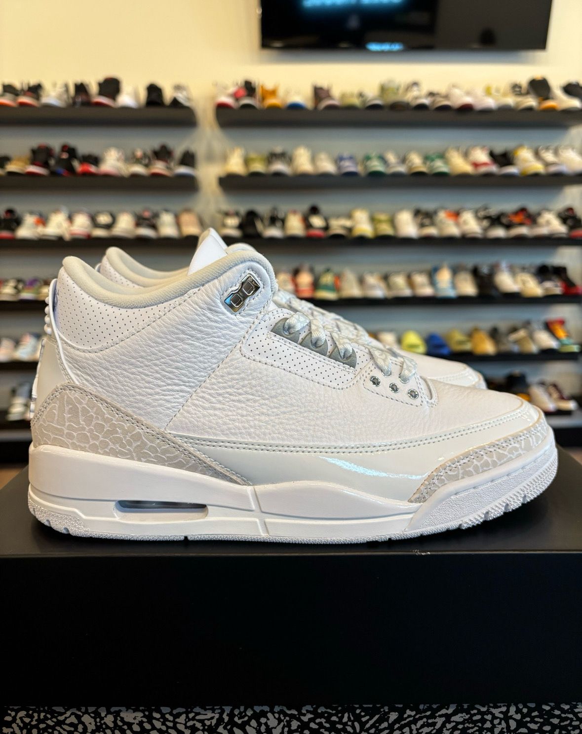 Jordan 3 Pure Money Size 6Y (7.5W) Brand New