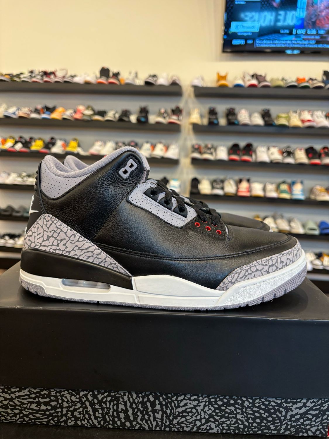 Jordan 3 Black Cement 2024 Size 12 Pre-Owned