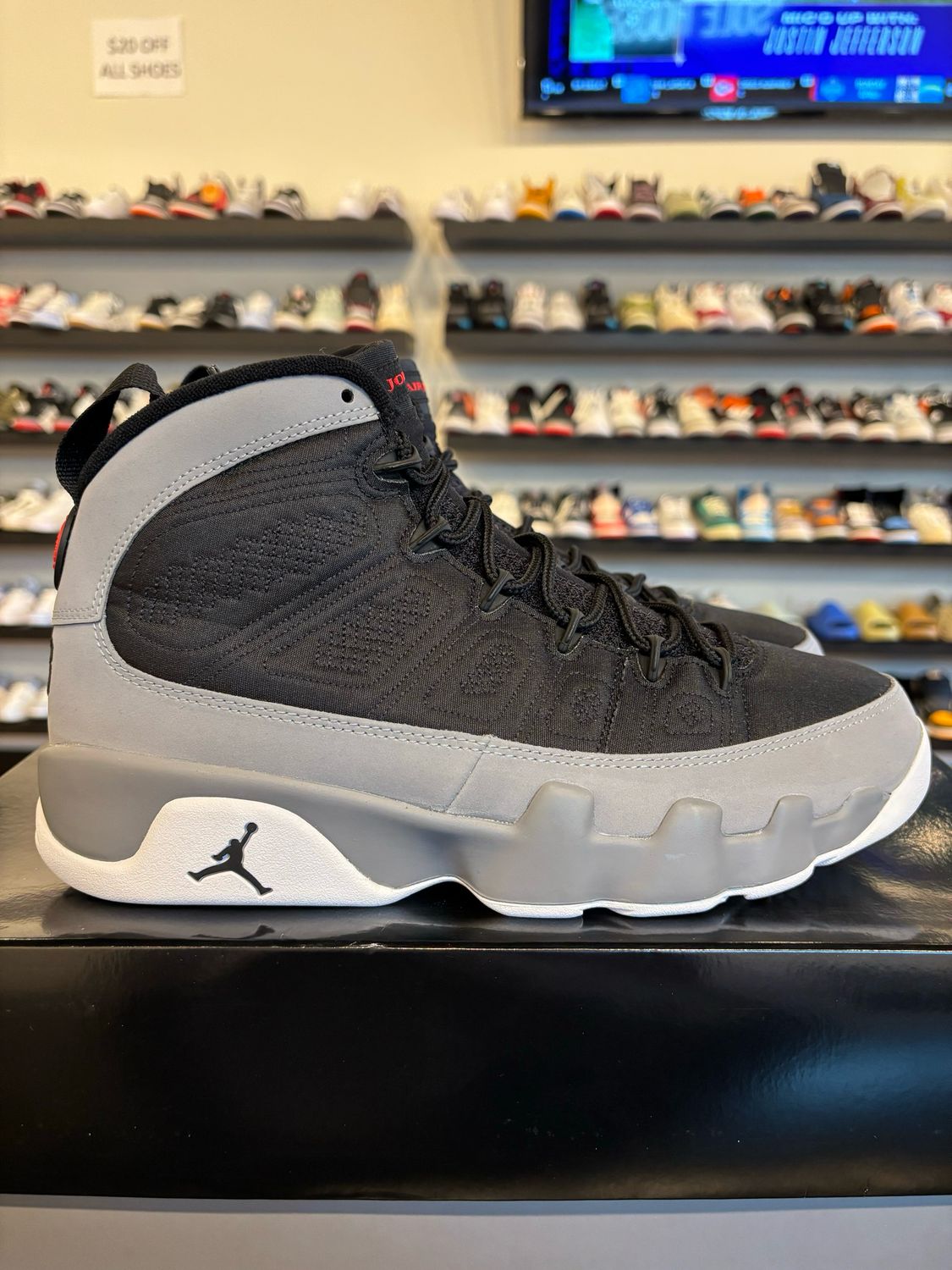 Jordan 9 Particle Grey Size 9.5 Brand New